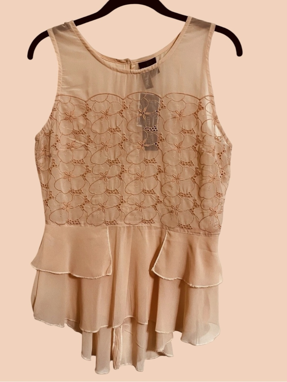 Fun & Flirt by JAPNA SIZE M PEACH EYELET SEMI SHEER SLEEVELESS PEPLUM NEW TAGS